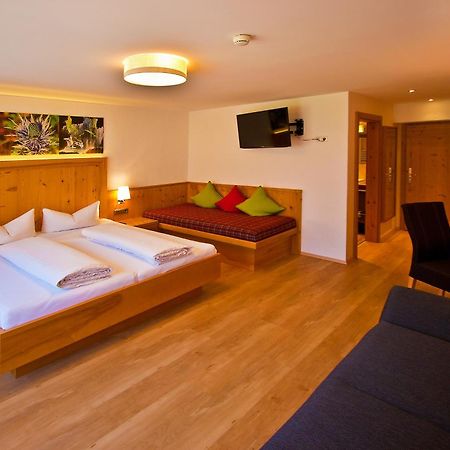 Landhotel Rauchenwalderhof Mayrhofen Zewnętrze zdjęcie