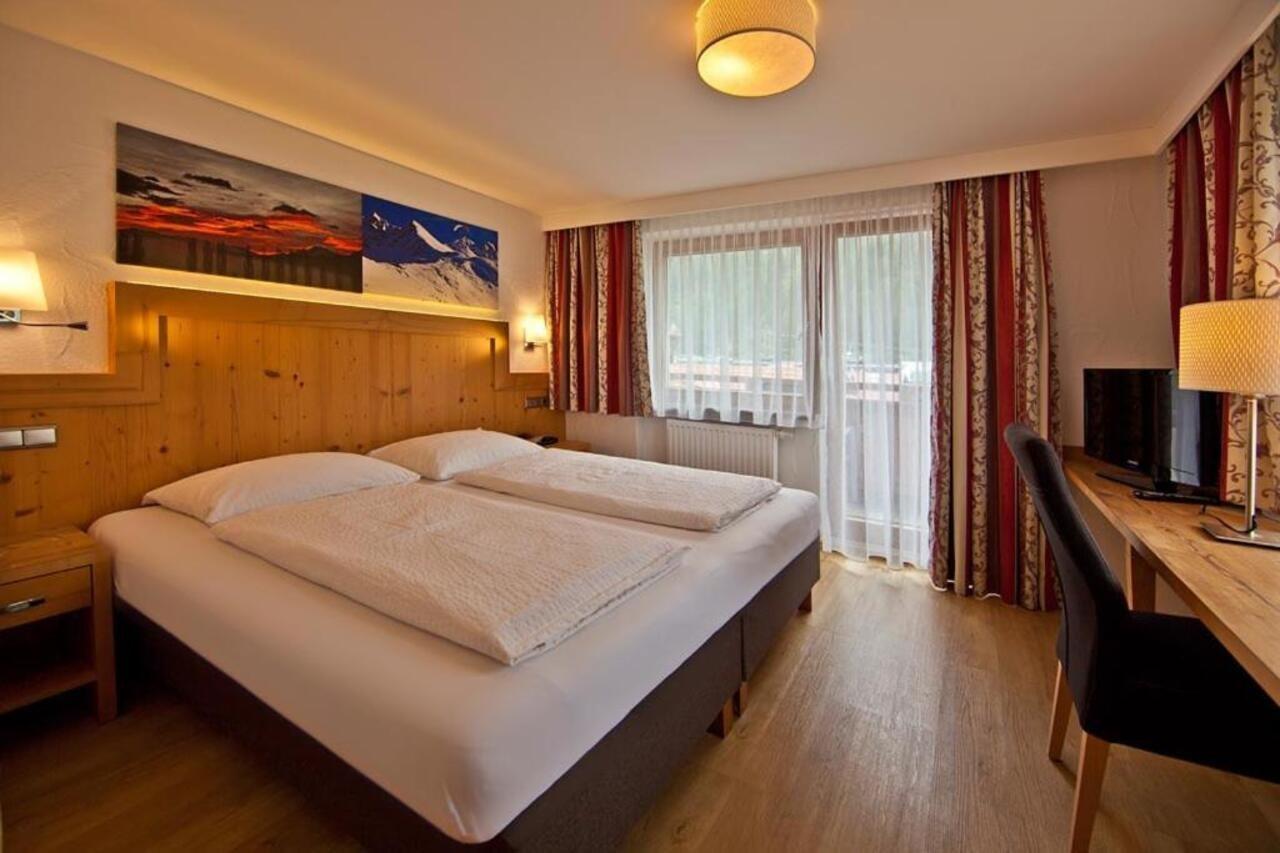 Landhotel Rauchenwalderhof Mayrhofen Zewnętrze zdjęcie