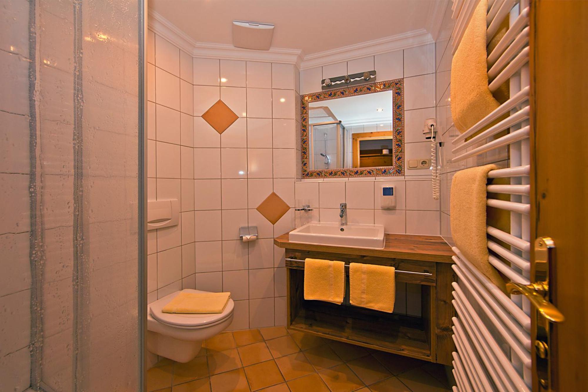 Landhotel Rauchenwalderhof Mayrhofen Pokój zdjęcie